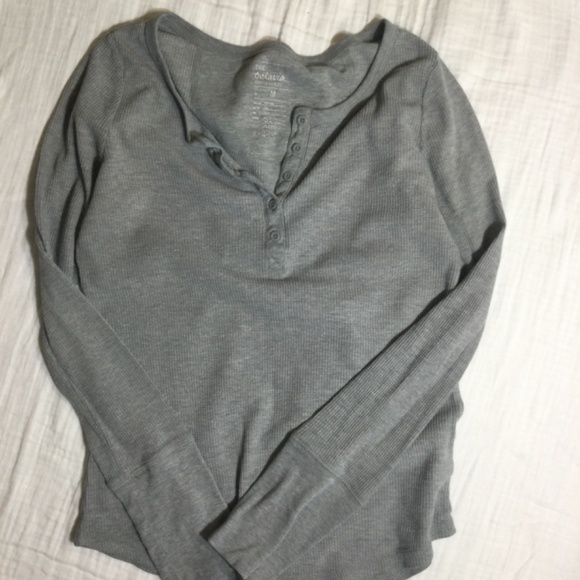 2 for 1 price. Linen Athleta shorts and Gap T-shirt - Picture 7 of 10